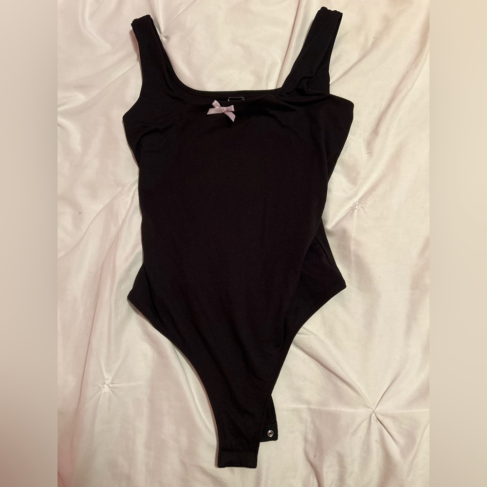 Windsor Square-Neck Bow Bodysuit